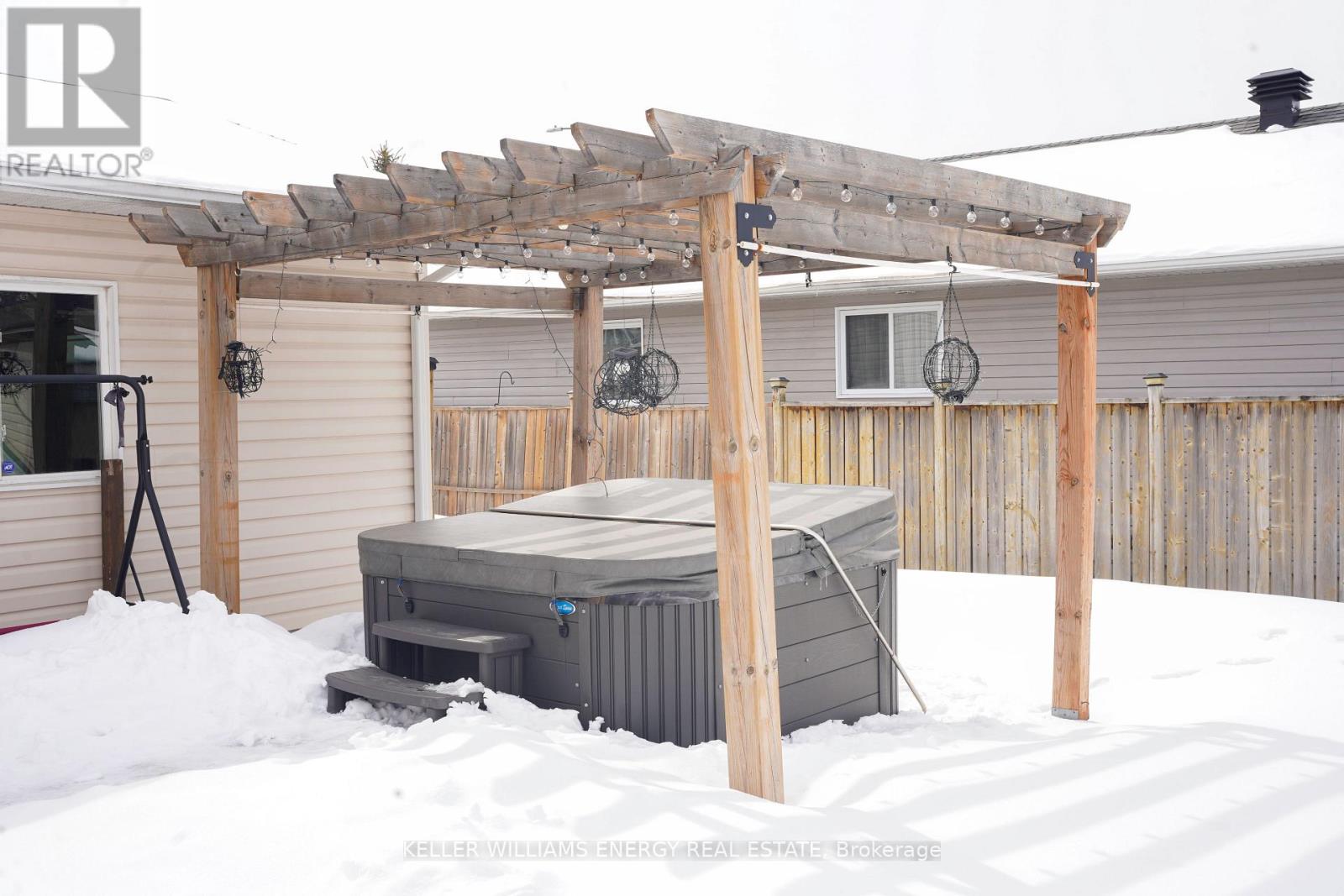 11 Morning Star Street, Petawawa, Ontario  K8H 0A1 - Photo 40 - X12926662