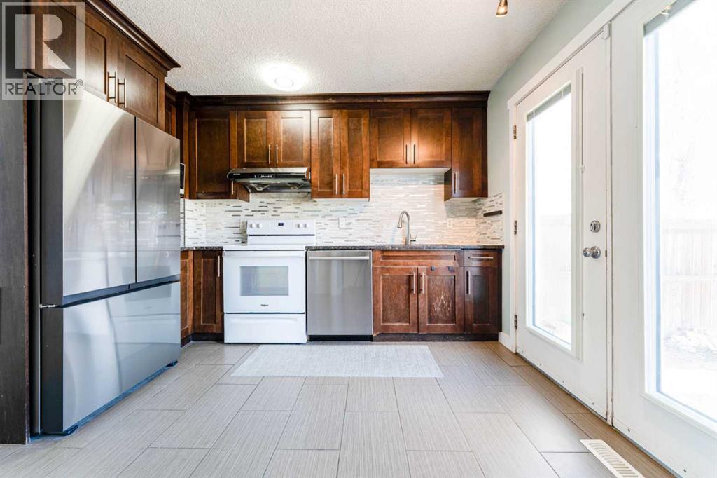 126 Erin Road Se, Calgary, Alberta  T2B 2W8 - Photo 10 - A2296307