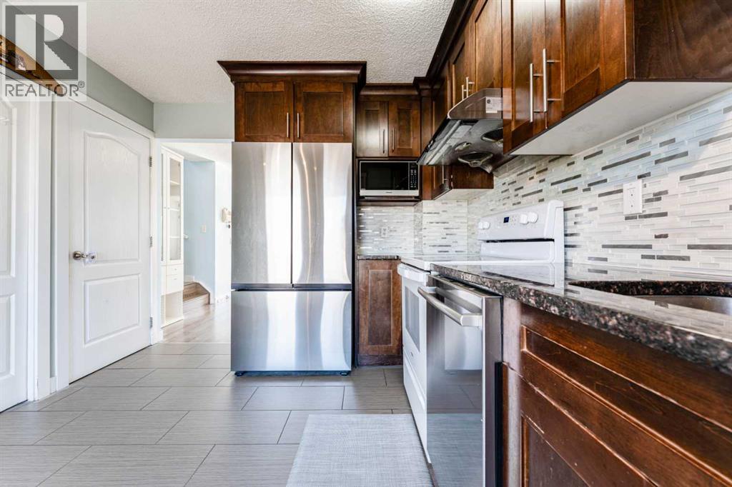 126 Erin Road Se, Calgary, Alberta  T2B 2W8 - Photo 12 - A2296307