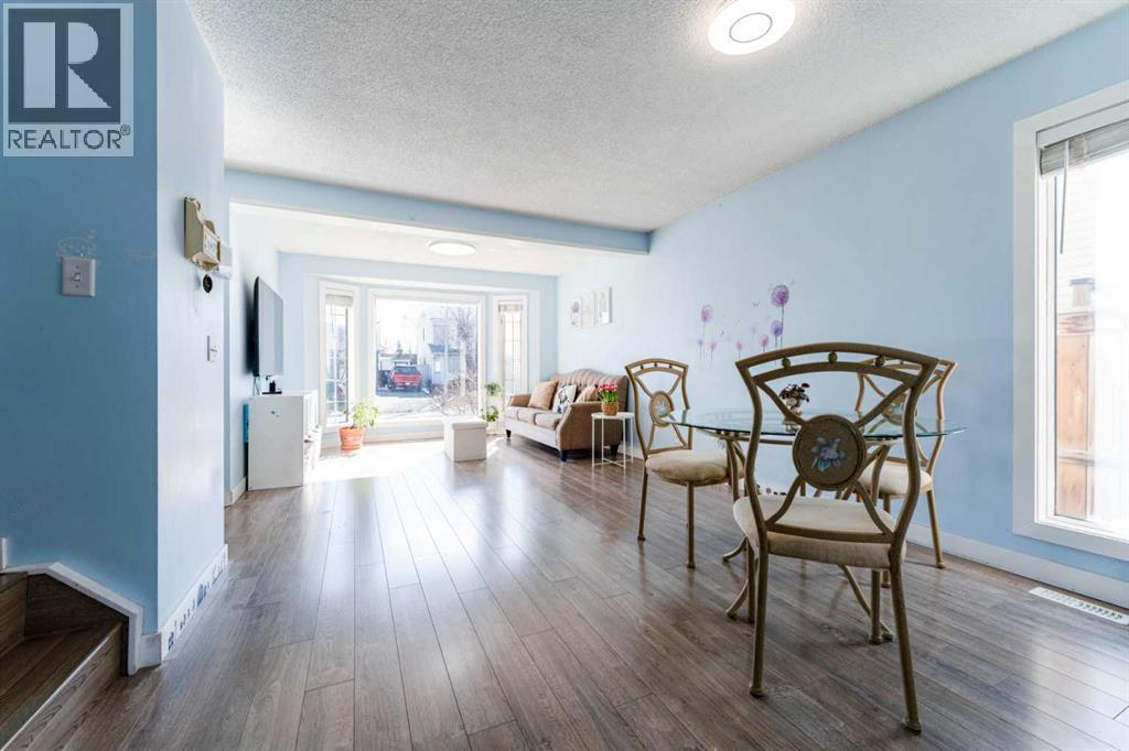 126 Erin Road Se, Calgary, Alberta  T2B 2W8 - Photo 3 - A2296307