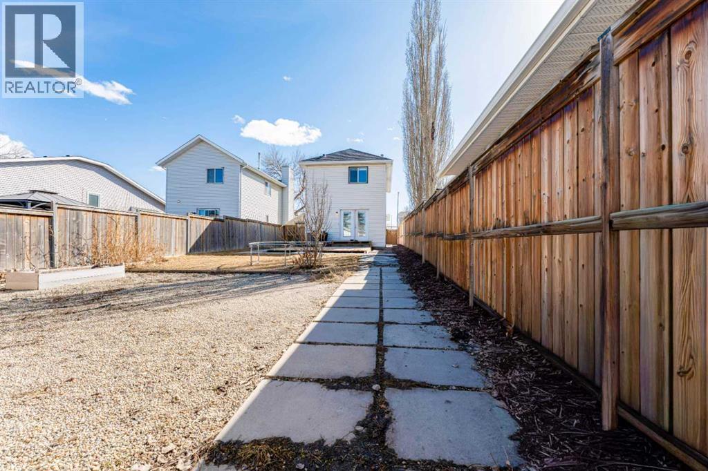 126 Erin Road Se, Calgary, Alberta  T2B 2W8 - Photo 43 - A2296307