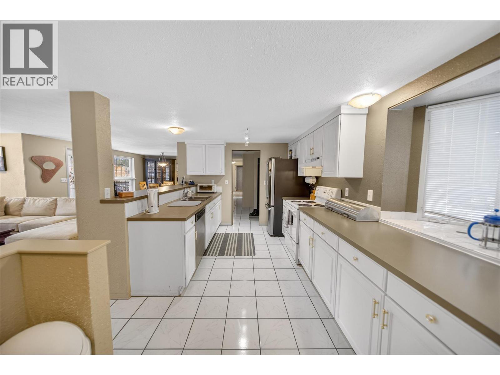 6516 Tie Lake Road, Jaffray, British Columbia  V0B 1T0 - Photo 8 - 10380198