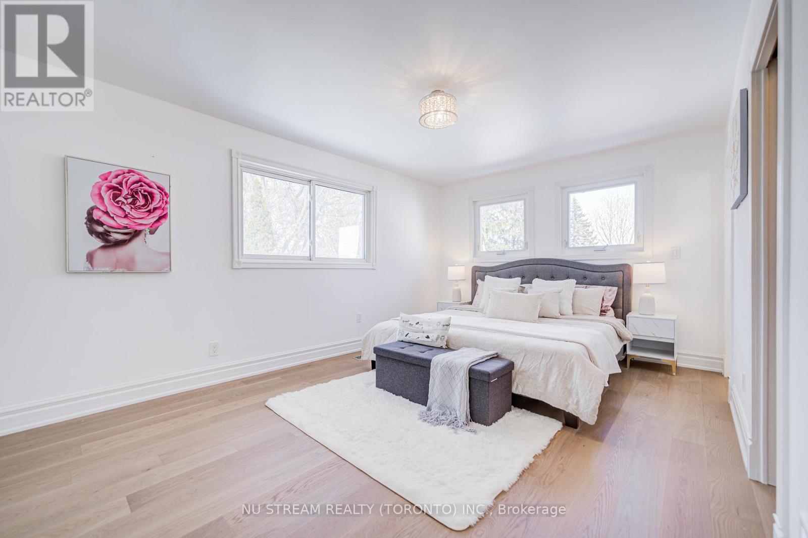 8 Hemingway Crescent, Markham, Ontario  L3R 2A4 - Photo 18 - N12926646