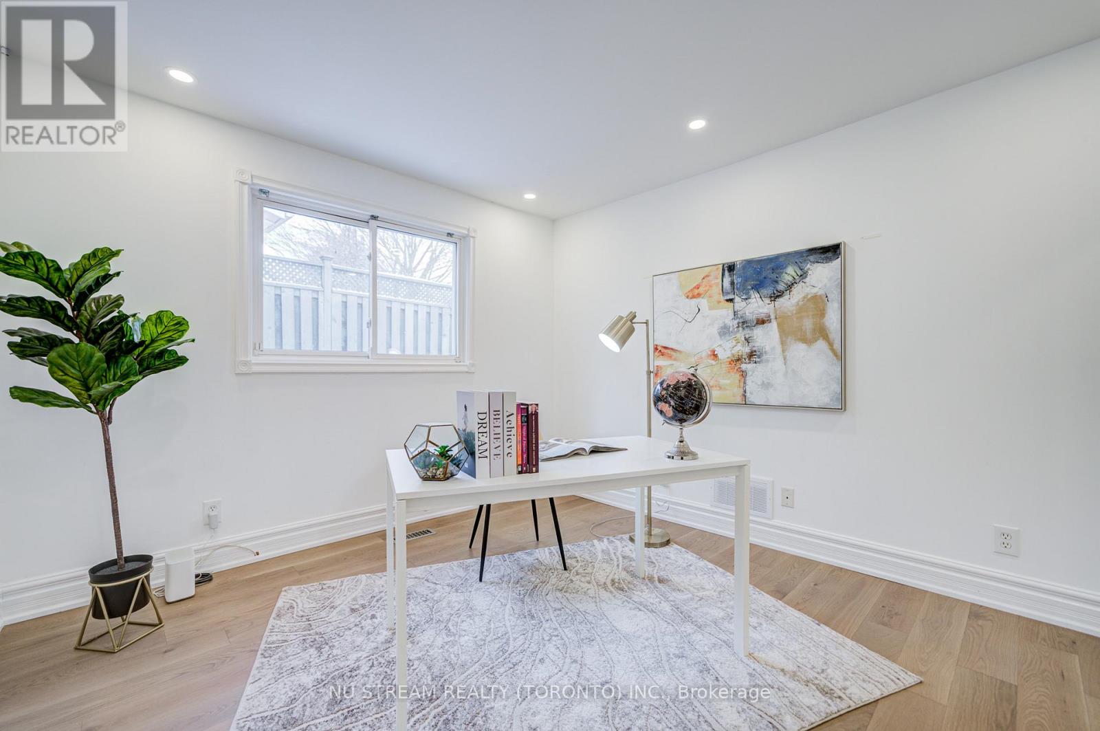 8 Hemingway Crescent, Markham, Ontario  L3R 2A4 - Photo 27 - N12926646