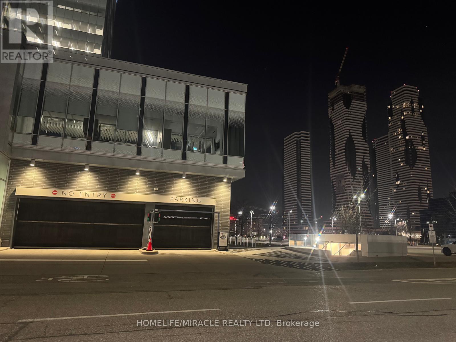 1611 - 225 Commerce Street, Vaughan, Ontario  L4K 5C3 - Photo 41 - N12926656