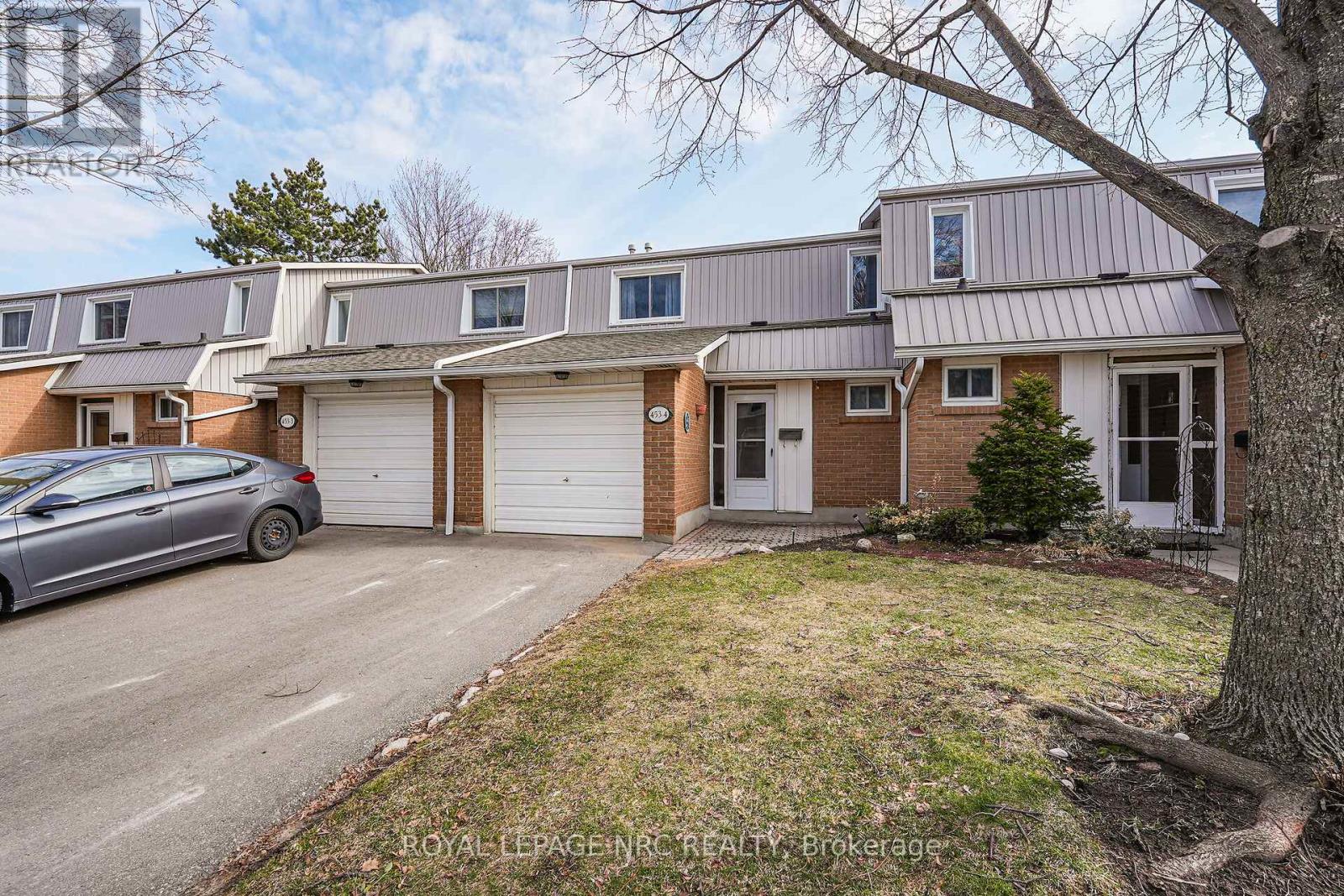 4 - 453 WOODVIEW ROAD, Burlington, Ontario