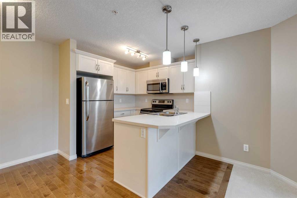 106, 304 Cranberry Park SE, Calgary, Alberta  T3M 1W2 - Photo 4 - A2282535