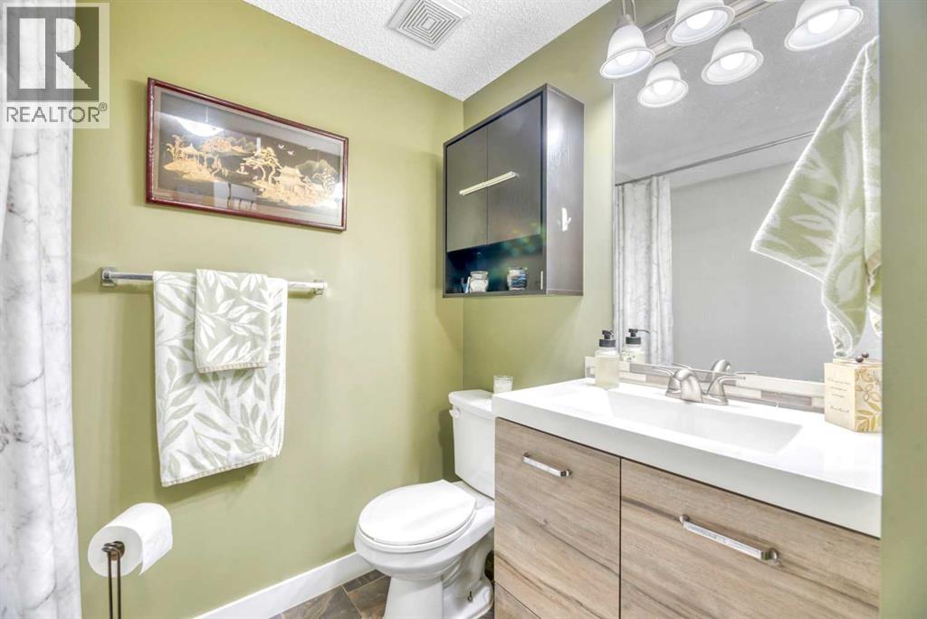 8109, 403 Mackenzie Way Sw, Airdrie, Alberta  T4B 3V7 - Photo 13 - A2288966