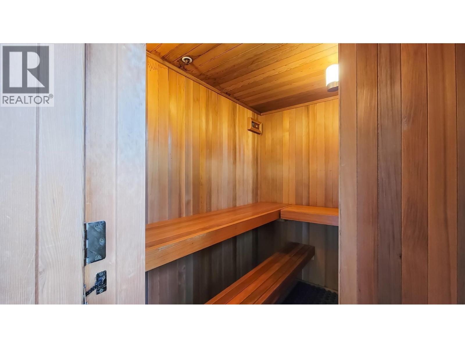 300 1966 Coquitlam Avenue, Port Coquitlam, British Columbia V3B 7P8 - Photo 32 - R3070201