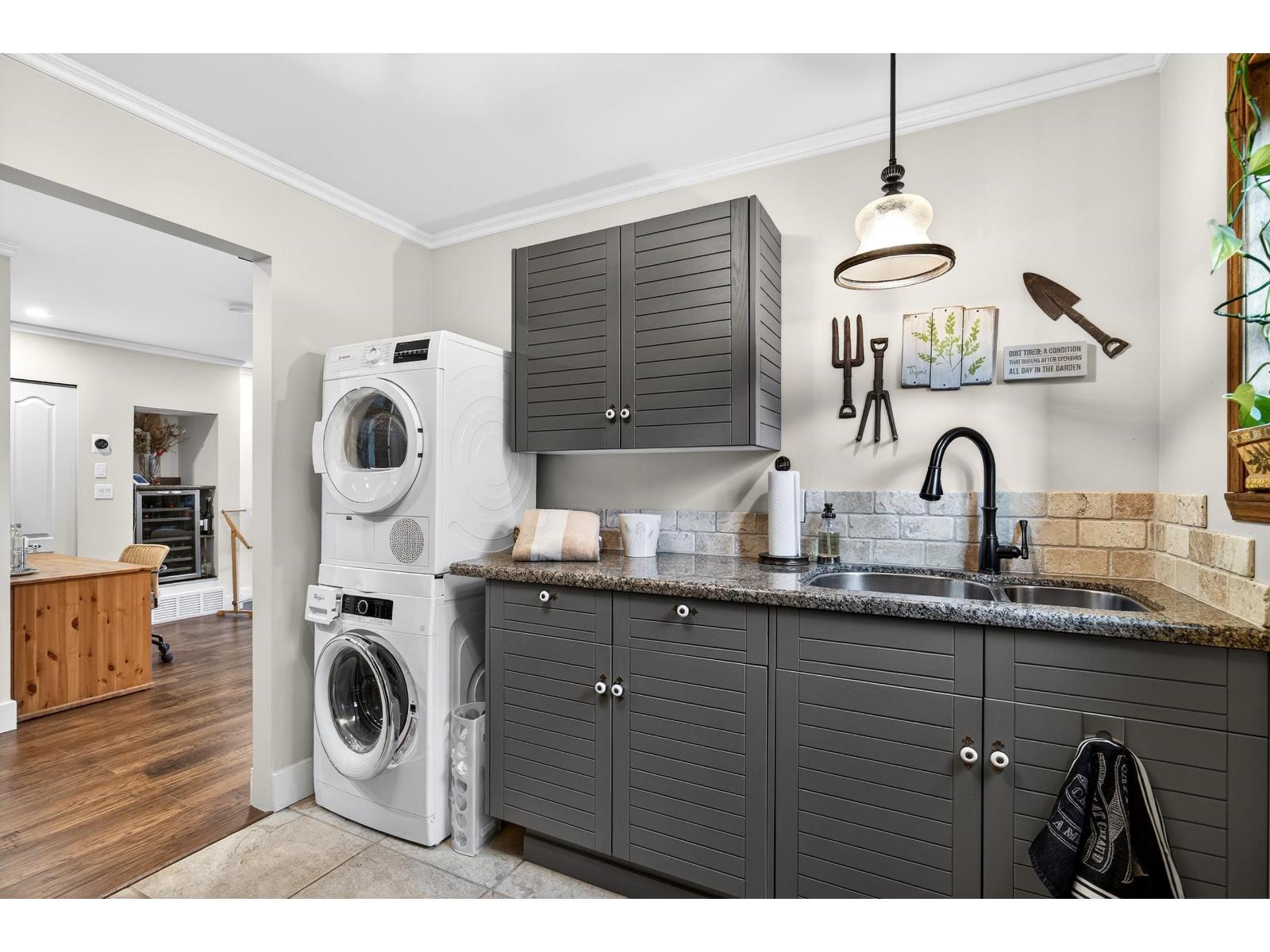 21687 48a Avenue, Langley, British Columbia  V3A 3P7 - Photo 12 - R3103192