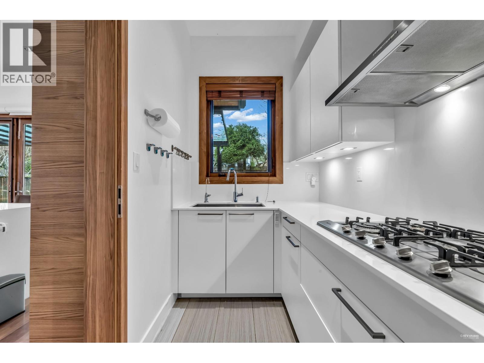 2227 Haywood Avenue, West Vancouver, British Columbia  V7V 1X6 - Photo 6 - R3104067