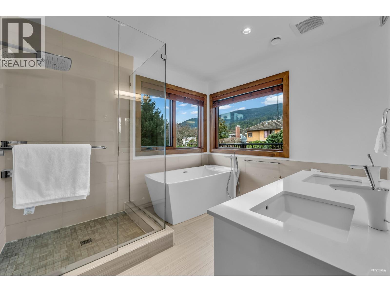 2227 Haywood Avenue, West Vancouver, British Columbia  V7V 1X6 - Photo 30 - R3104067