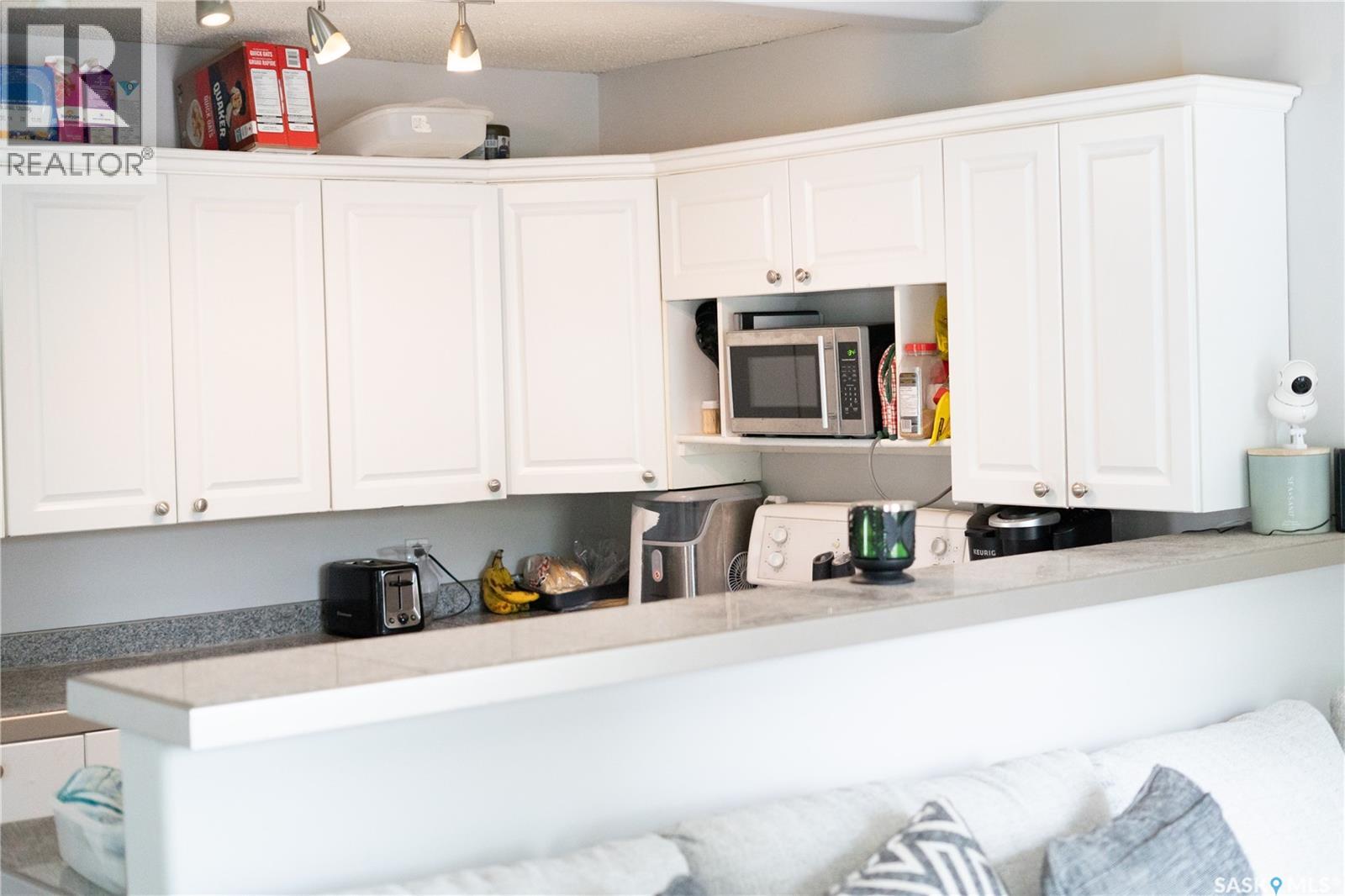 2070 Reynolds Street, Regina, Saskatchewan  S4N 3M8 - Photo 3 - SK031074