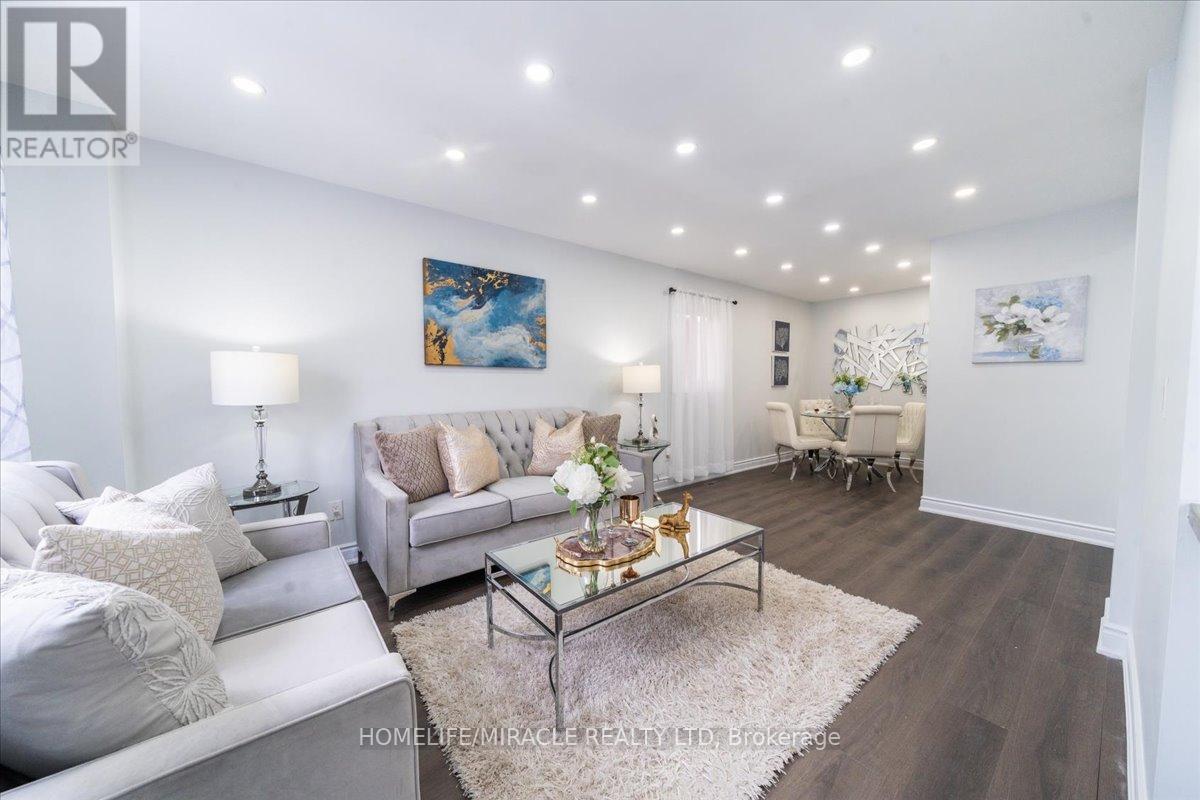 47 Martindale Crescent, Brampton, Ontario L6X 2V7 - Photo 10 - W12924140