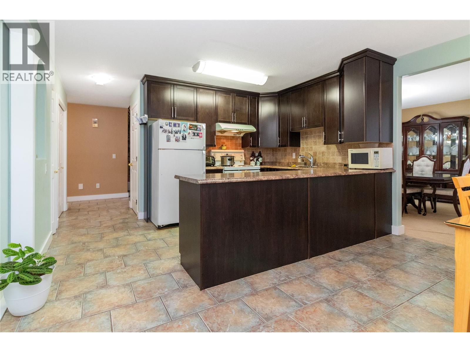 680 Richards Road, Kelowna, British Columbia  V1X 2X6 - Photo 11 - 10380899