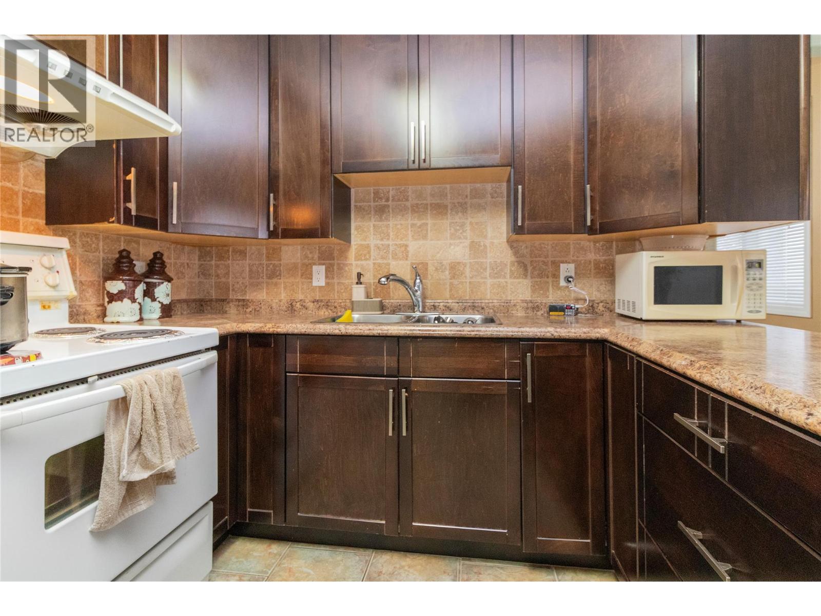 680 Richards Road, Kelowna, British Columbia  V1X 2X6 - Photo 17 - 10380899