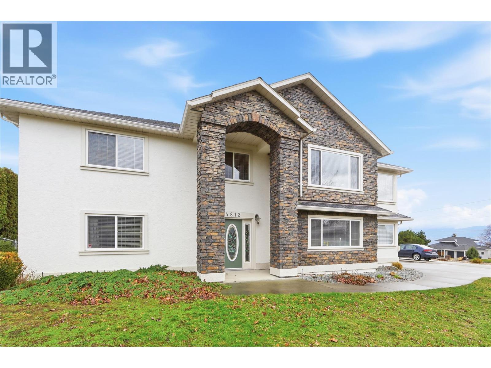 4812 Westridge Drive, Kelowna, British Columbia