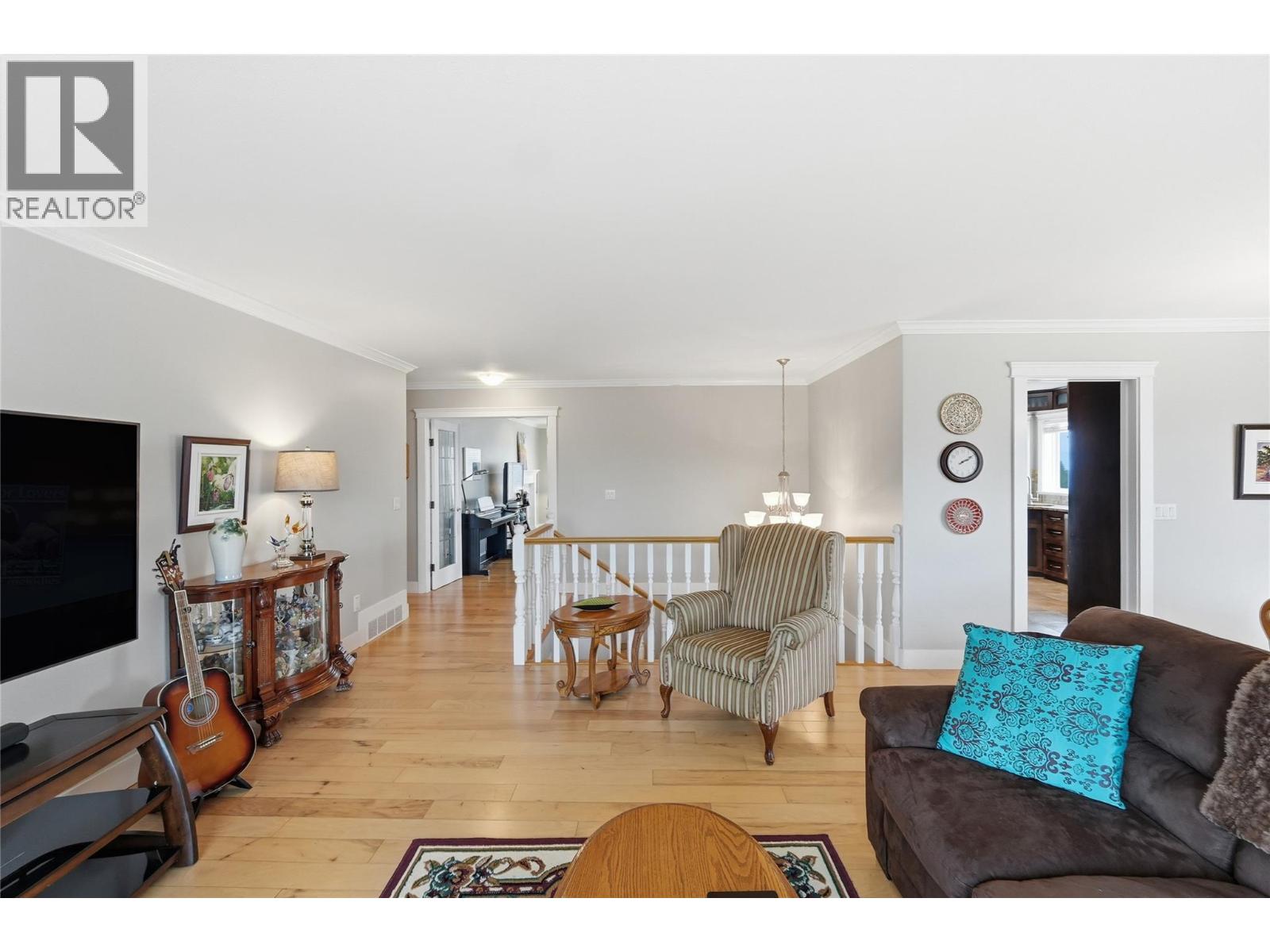 4812 Westridge Drive, Kelowna, British Columbia  V1W 3B5 - Photo 7 - 10380268