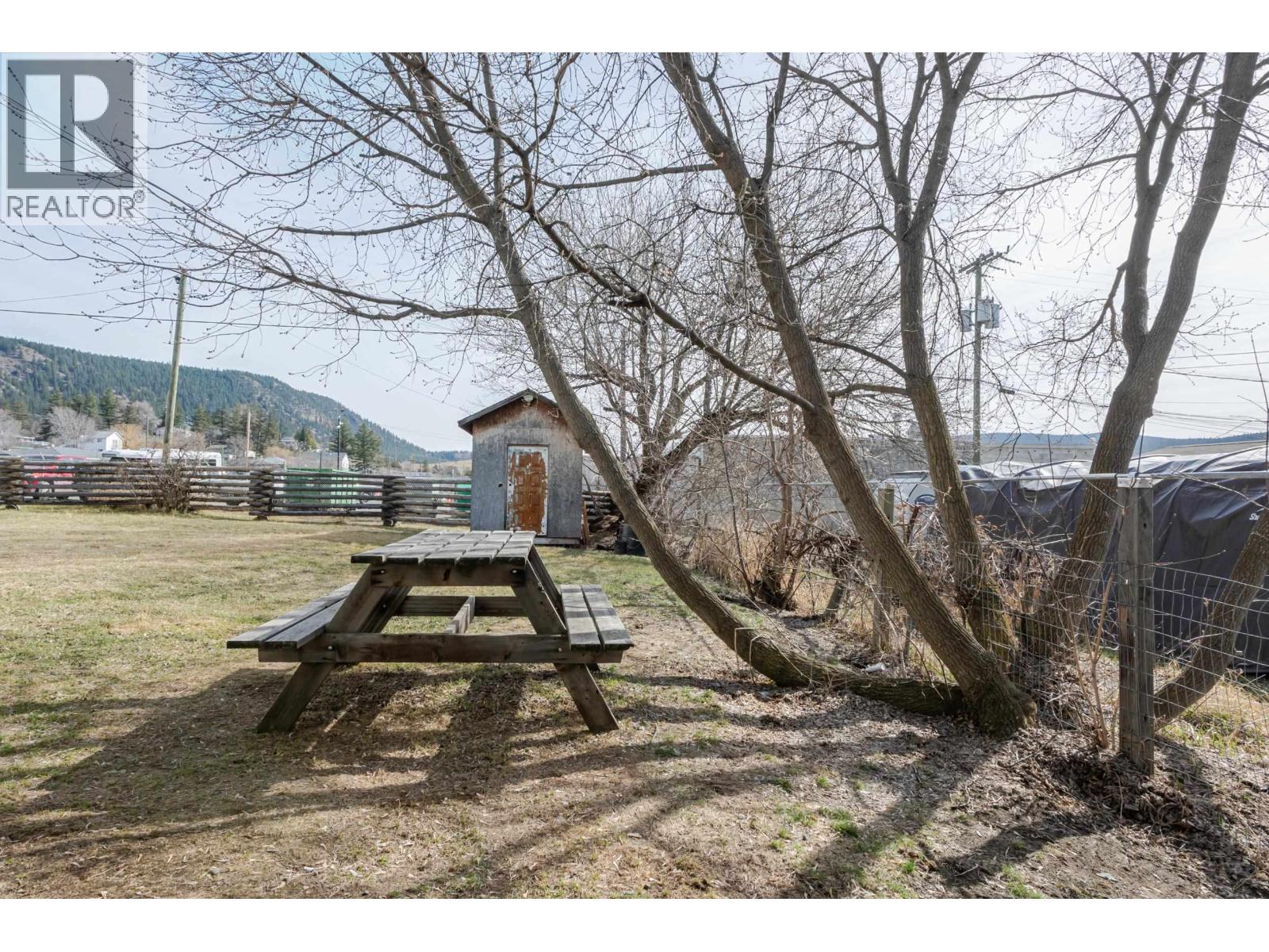 242 S Third Avenue, Williams Lake, British Columbia V2G 1J4 - Photo 5 - R3094136