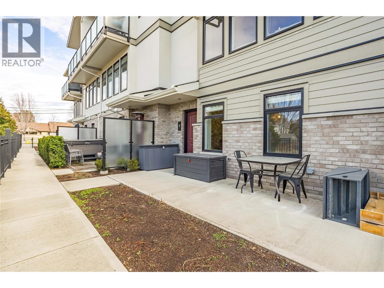 1102 Cameron Avenue Unit# 8, Kelowna, British Columbia  V1Y 0B2 - Photo 8 - 10380835