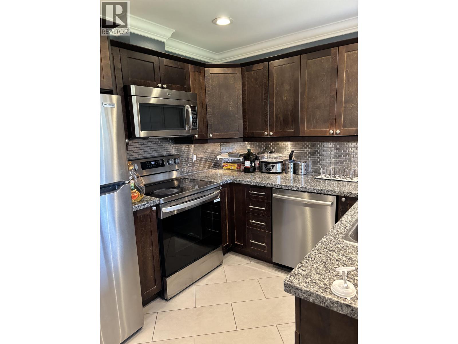 1634 Harbour Drive, Coquitlam, British Columbia  V3J 5V8 - Photo 5 - R3085199