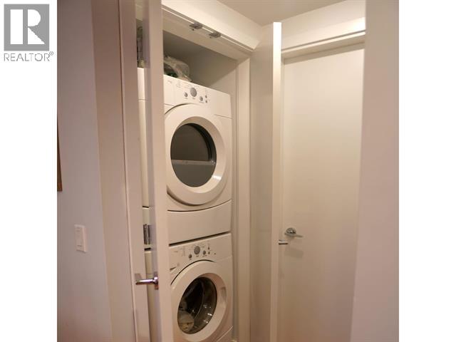 414 221 E 3rd Street, North Vancouver, British Columbia  V7L 0C1 - Photo 13 - R3104091