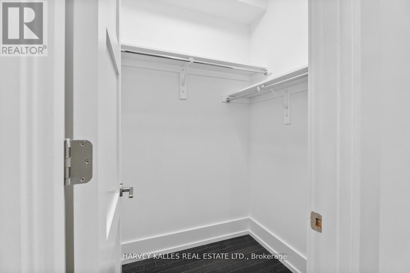 5a Sylvan Avenue, Toronto, Ontario  M6H 1G2 - Photo 19 - C12926644