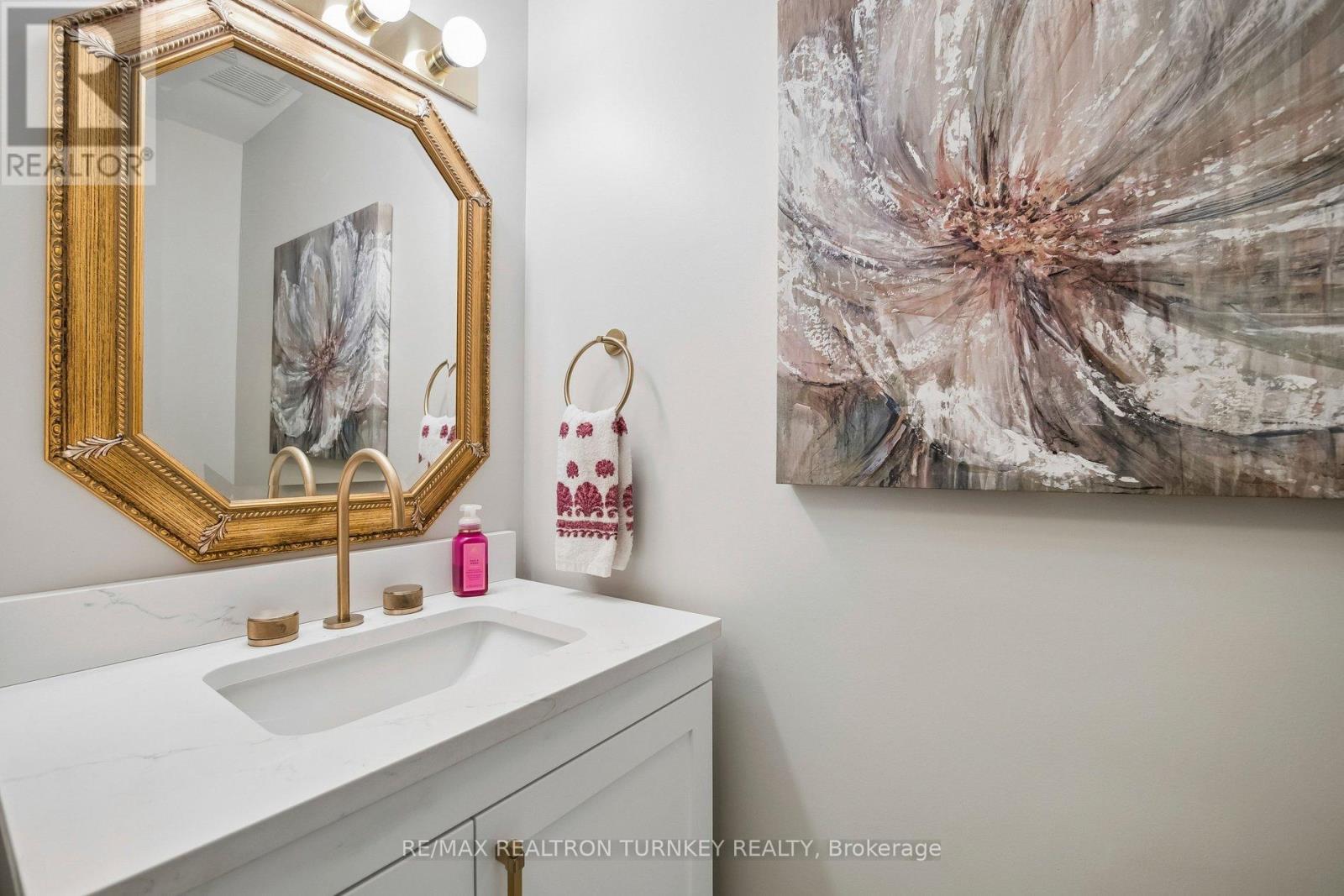 91 Batson Drive, Aurora, Ontario  L4G 3R2 - Photo 21 - N12920340