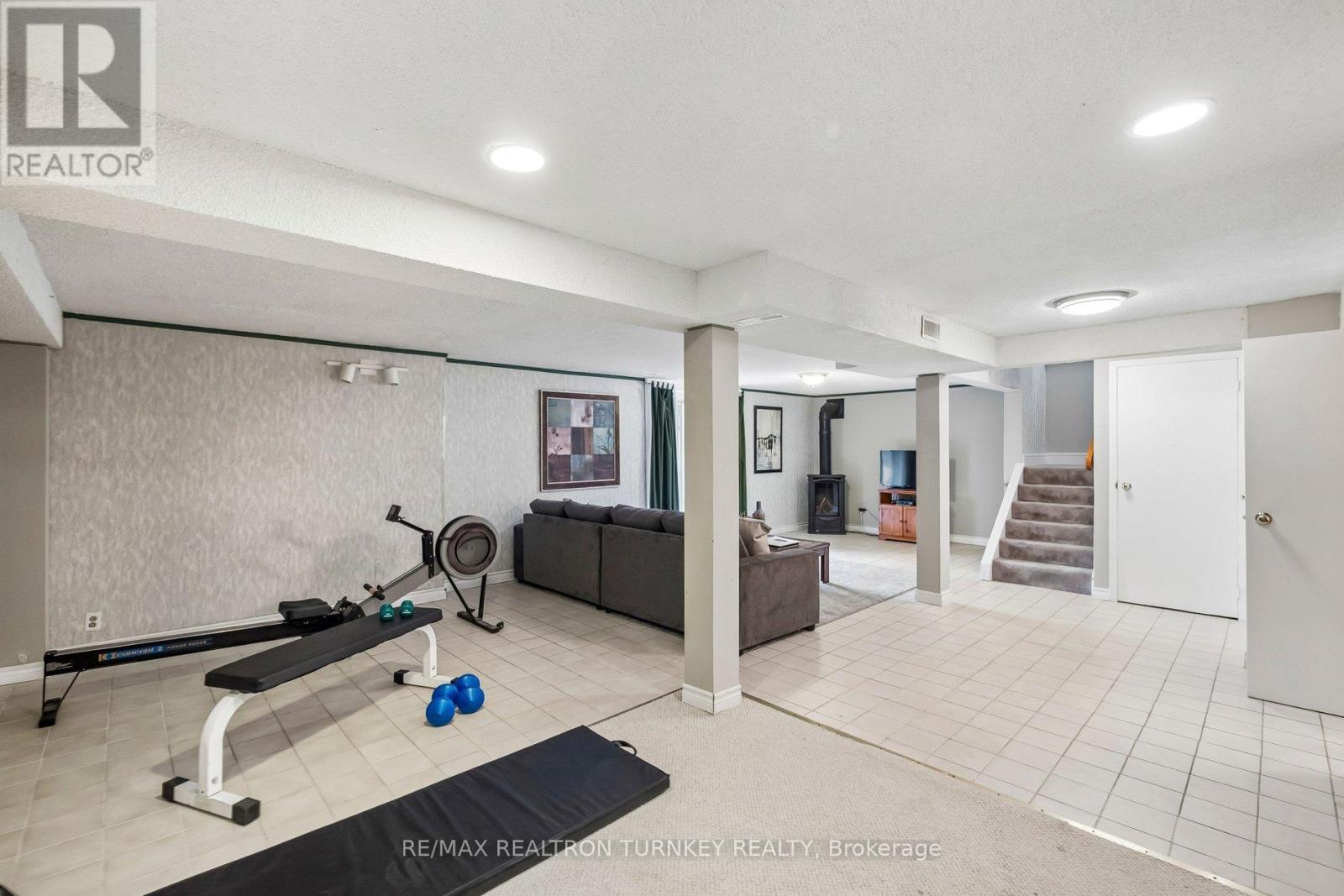 91 Batson Drive, Aurora, Ontario  L4G 3R2 - Photo 34 - N12920340