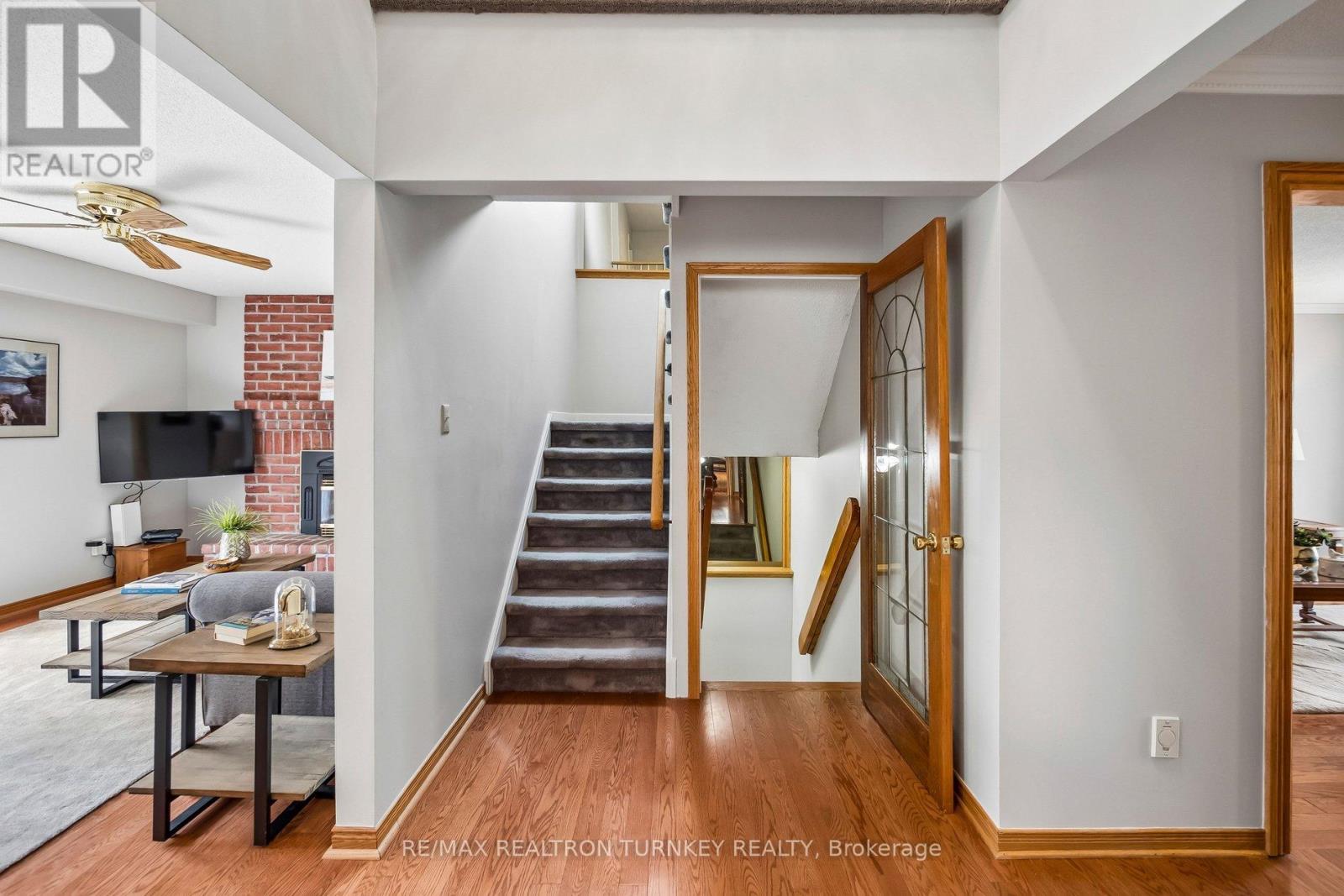 91 Batson Drive, Aurora, Ontario  L4G 3R2 - Photo 22 - N12920340