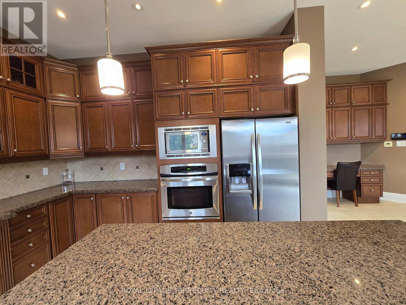 19 Black Diamond Crescent, Brampton, Ontario  L6X 0V8 - Photo 19 - W12881424