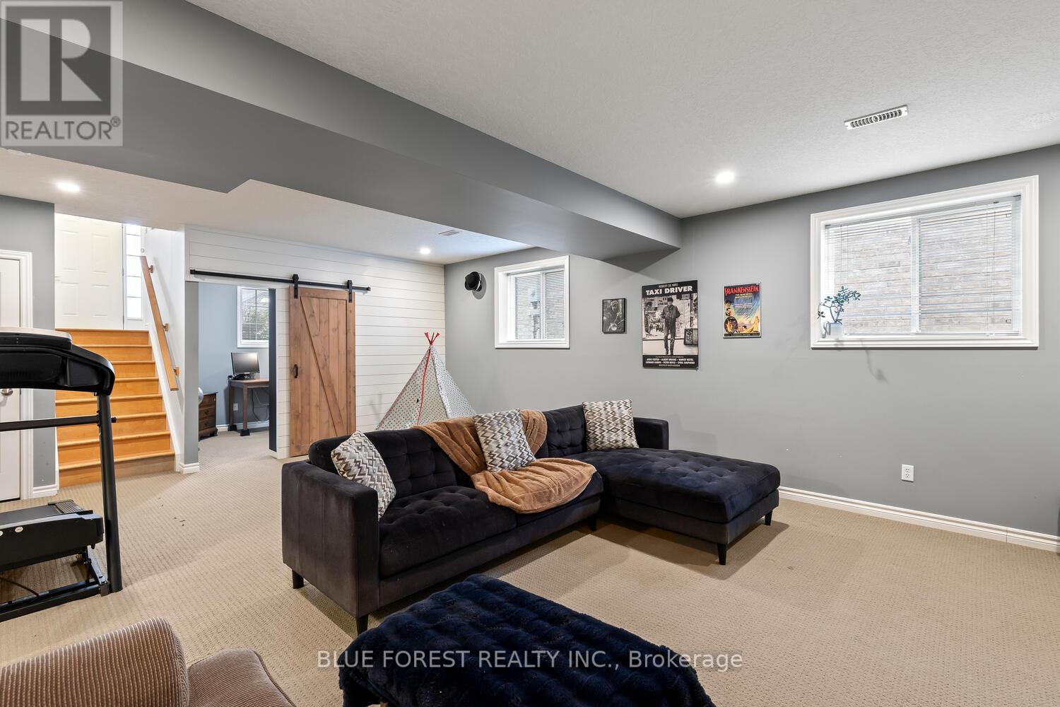 123 Watson Street, Lucan Biddulph, Ontario  N0M 2J0 - Photo 26 - X12925404