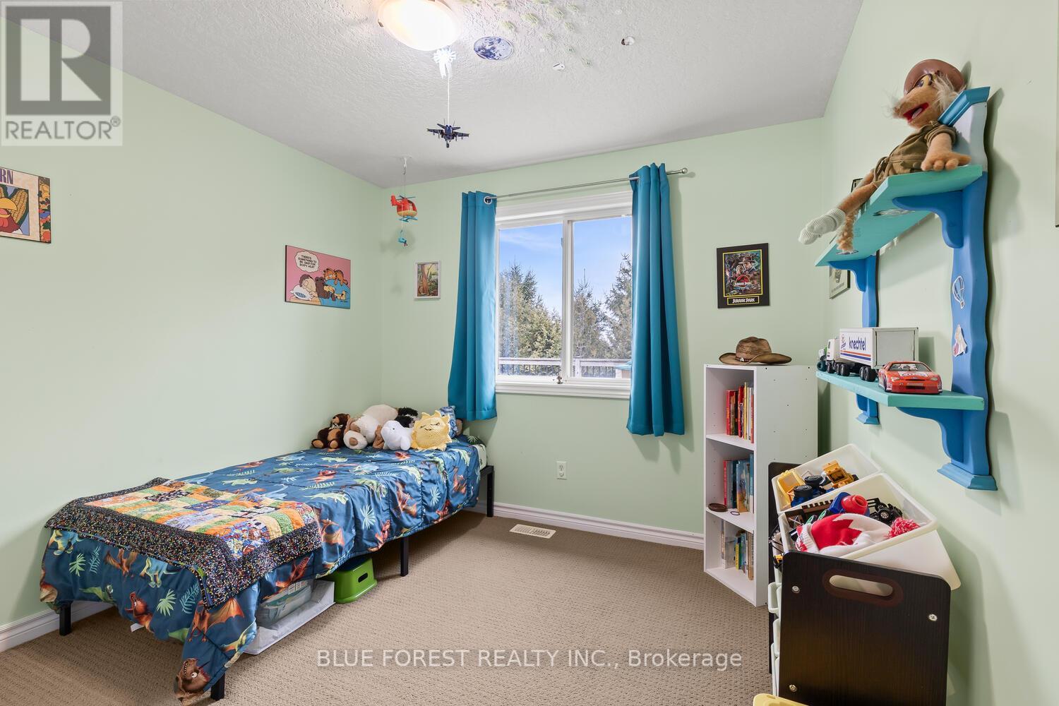 123 Watson Street, Lucan Biddulph, Ontario  N0M 2J0 - Photo 21 - X12925404