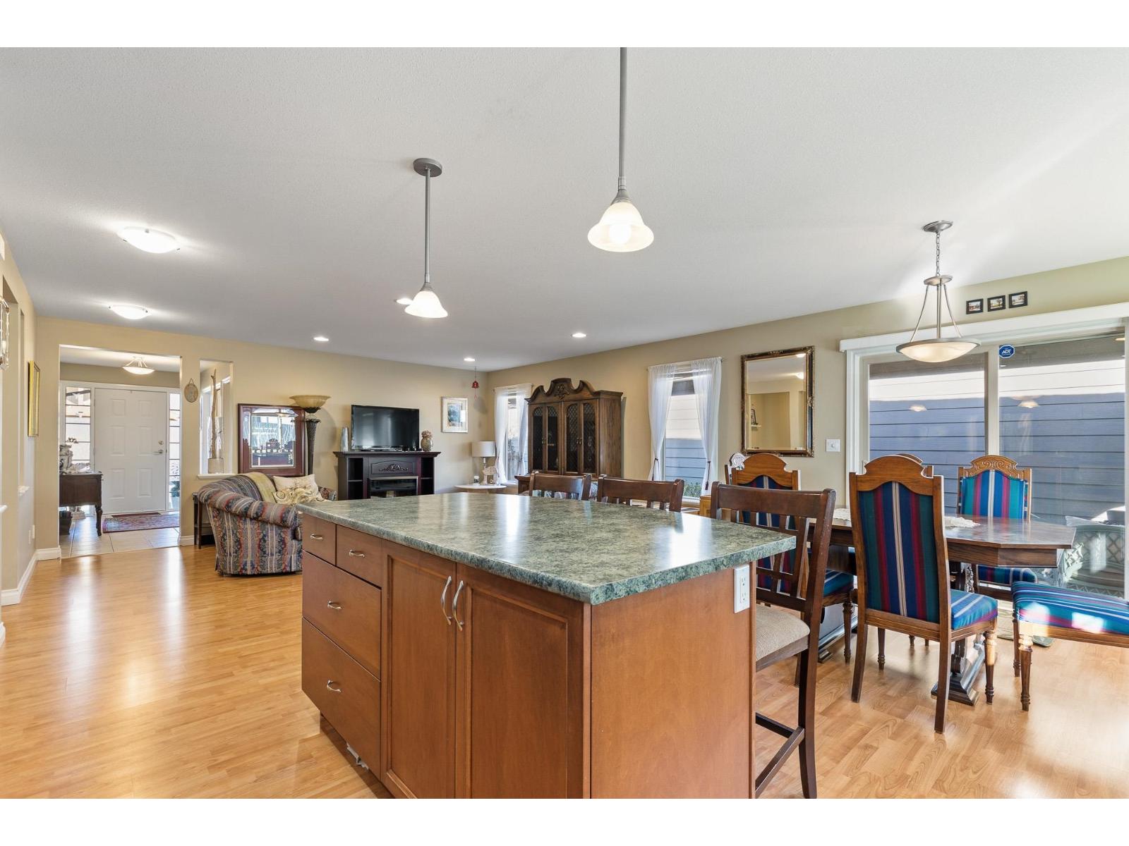 100 46000 Thomas Road, Vedder Crossing, Chilliwack, British Columbia  V2R 5W6 - Photo 14 - R3104073