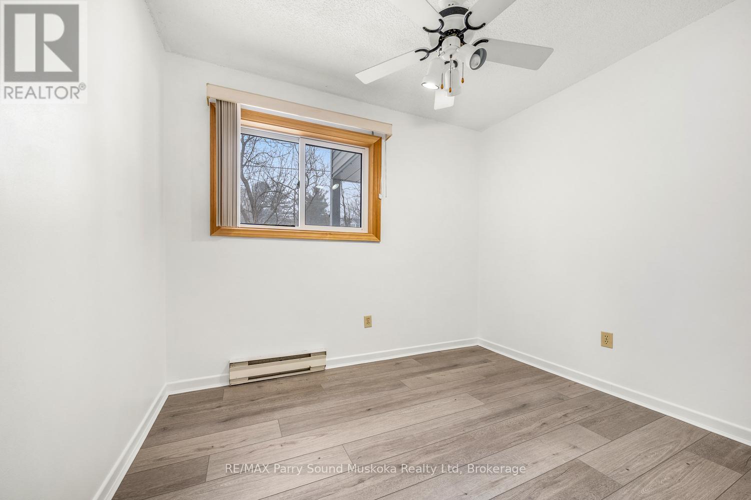 105 - 1 Georgian Bay Avenue, Parry Sound, Ontario  P2A 3B1 - Photo 12 - X12926726