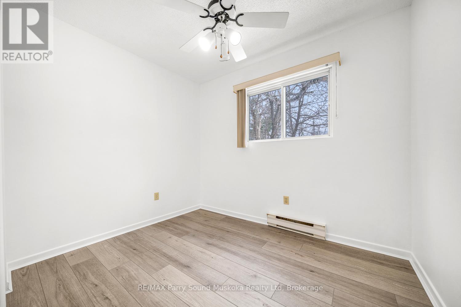 105 - 1 Georgian Bay Avenue, Parry Sound, Ontario  P2A 3B1 - Photo 13 - X12926726