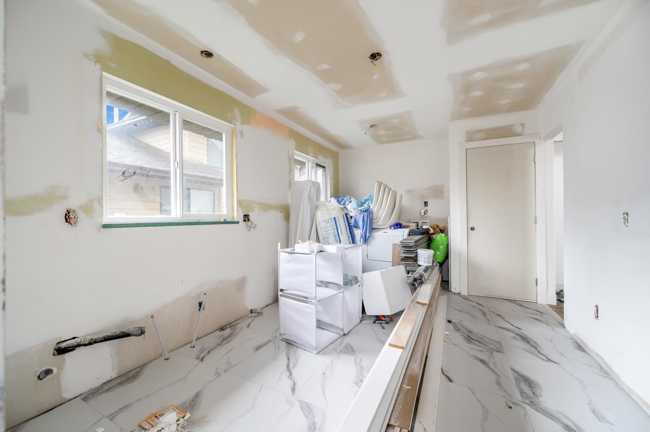 15128 96 Avenue, Surrey, British Columbia  V3R 1E9 - Photo 6 - R3037410