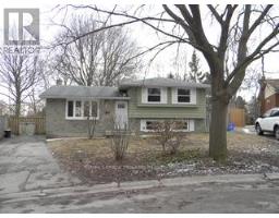 120 PAPERBIRCH CRESCENT, London North, Ontario