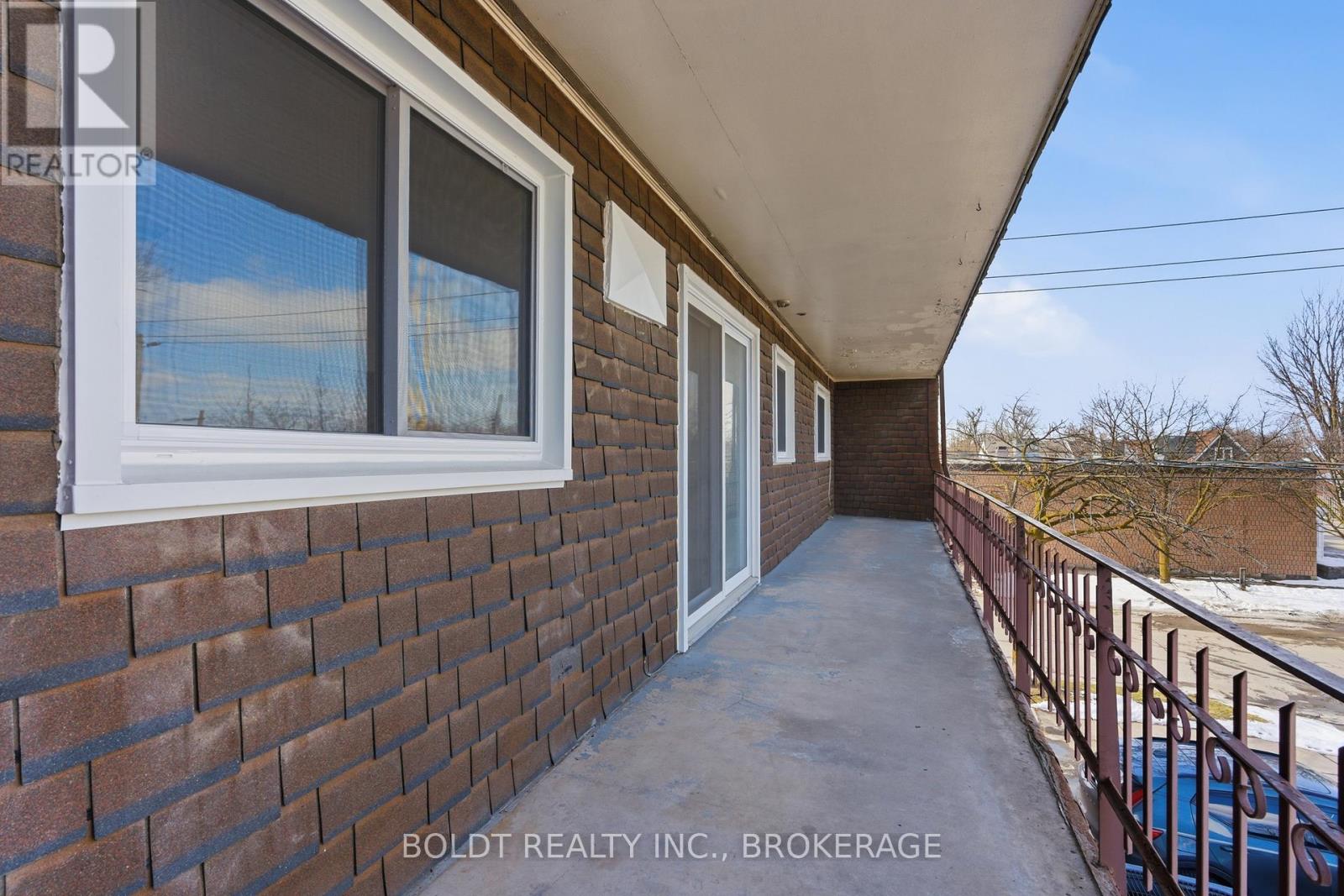 F - 706 Main Street E, Welland, Ontario  L3B 3Y4 - Photo 19 - X12832382