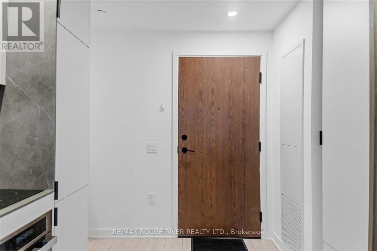 3808 - 55 Charles Street E, Toronto, Ontario  M4Y 0J1 - Photo 4 - C12926742