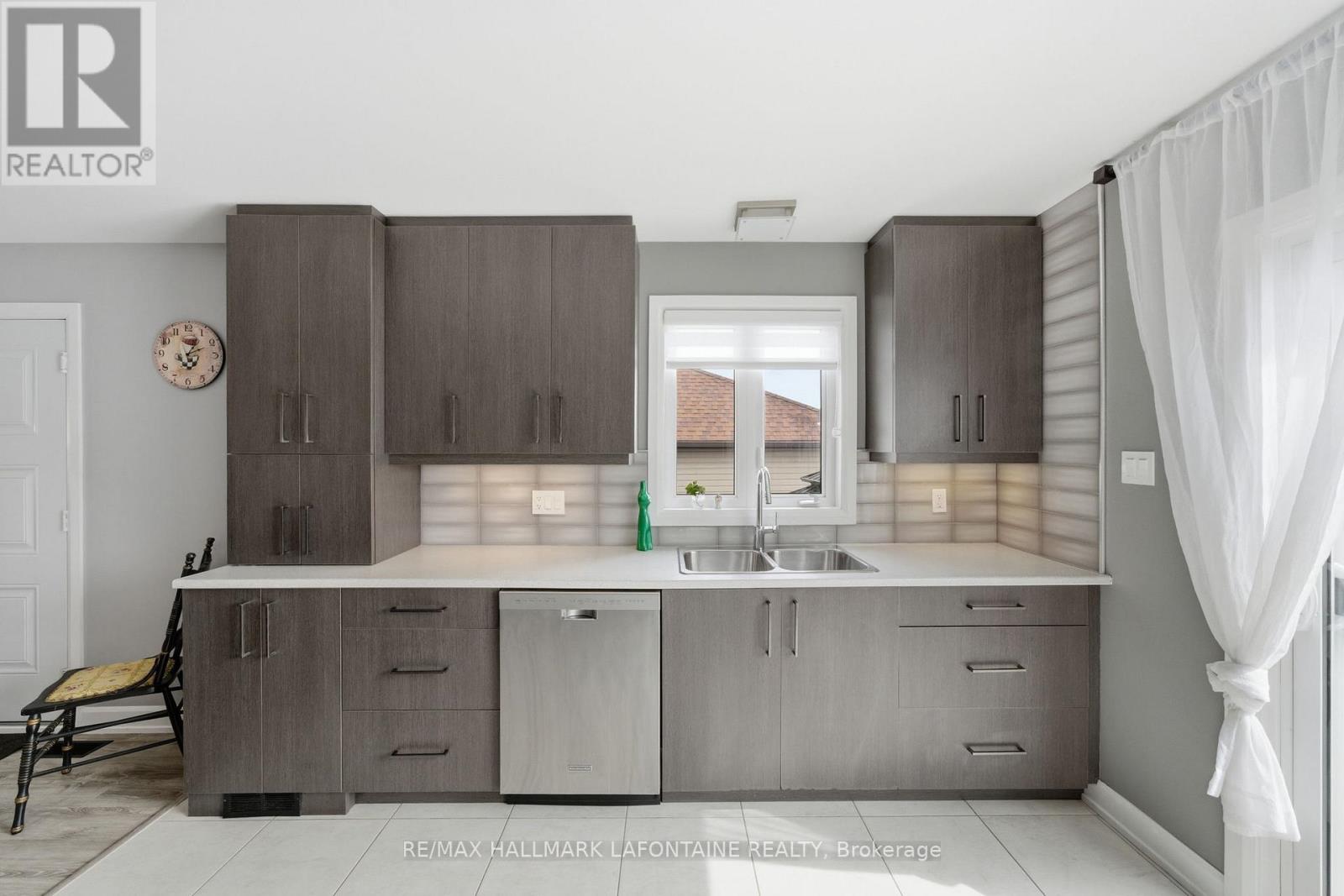 511 Francois Street, Alfred And Plantagenet, Ontario  K0A 3K0 - Photo 12 - X12926702