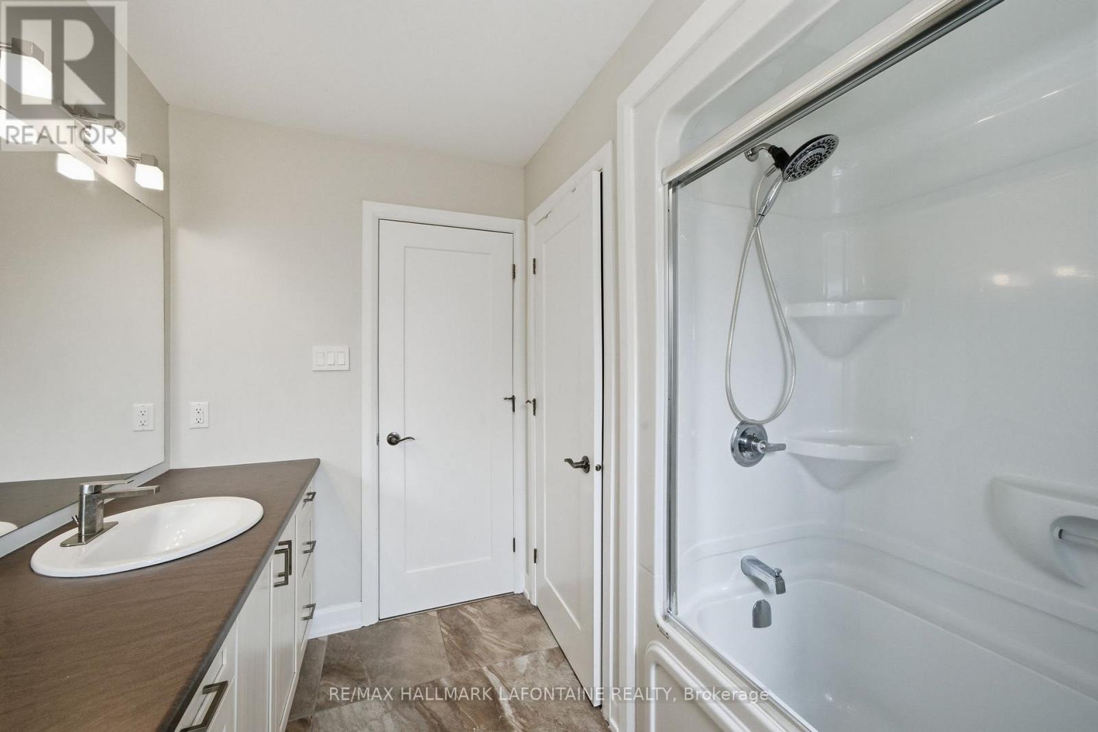 511 Francois Street, Alfred And Plantagenet, Ontario  K0A 3K0 - Photo 20 - X12926702