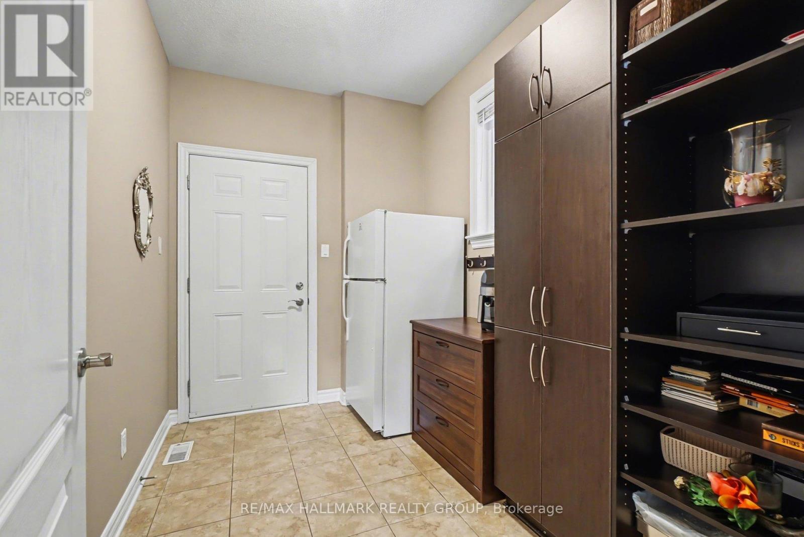 510 White Alder Avenue, Ottawa, Ontario  K1T 0G4 - Photo 23 - X12926732