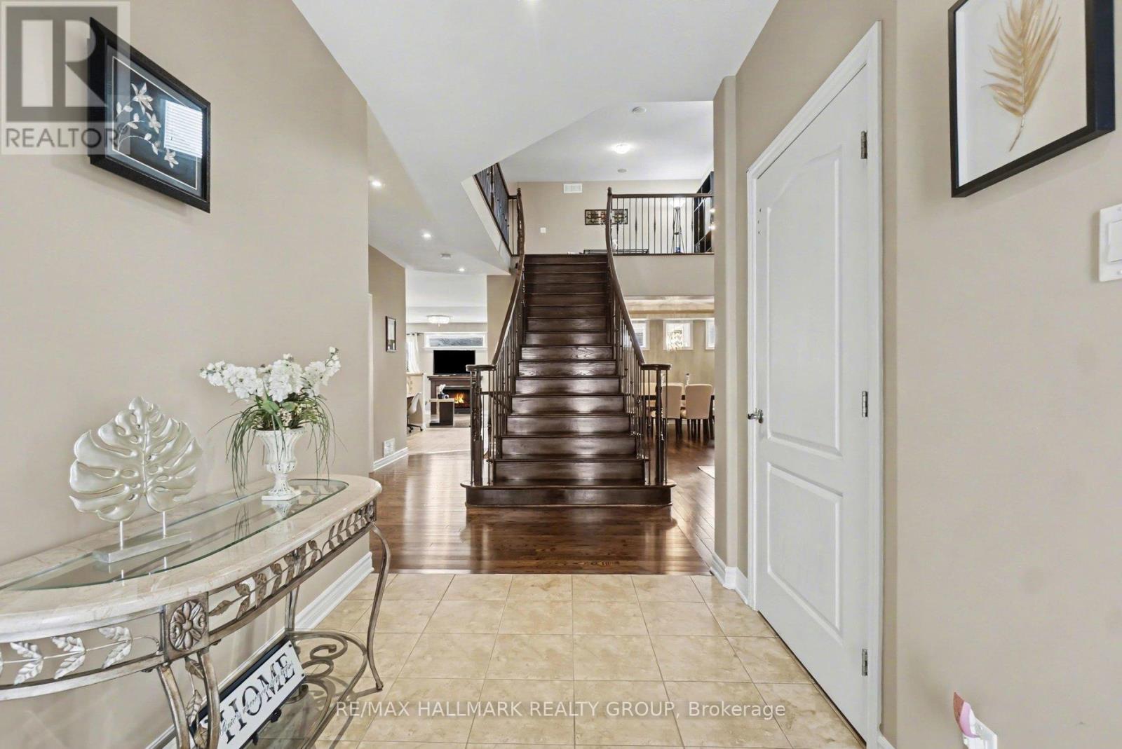 510 White Alder Avenue, Ottawa, Ontario  K1T 0G4 - Photo 5 - X12926732