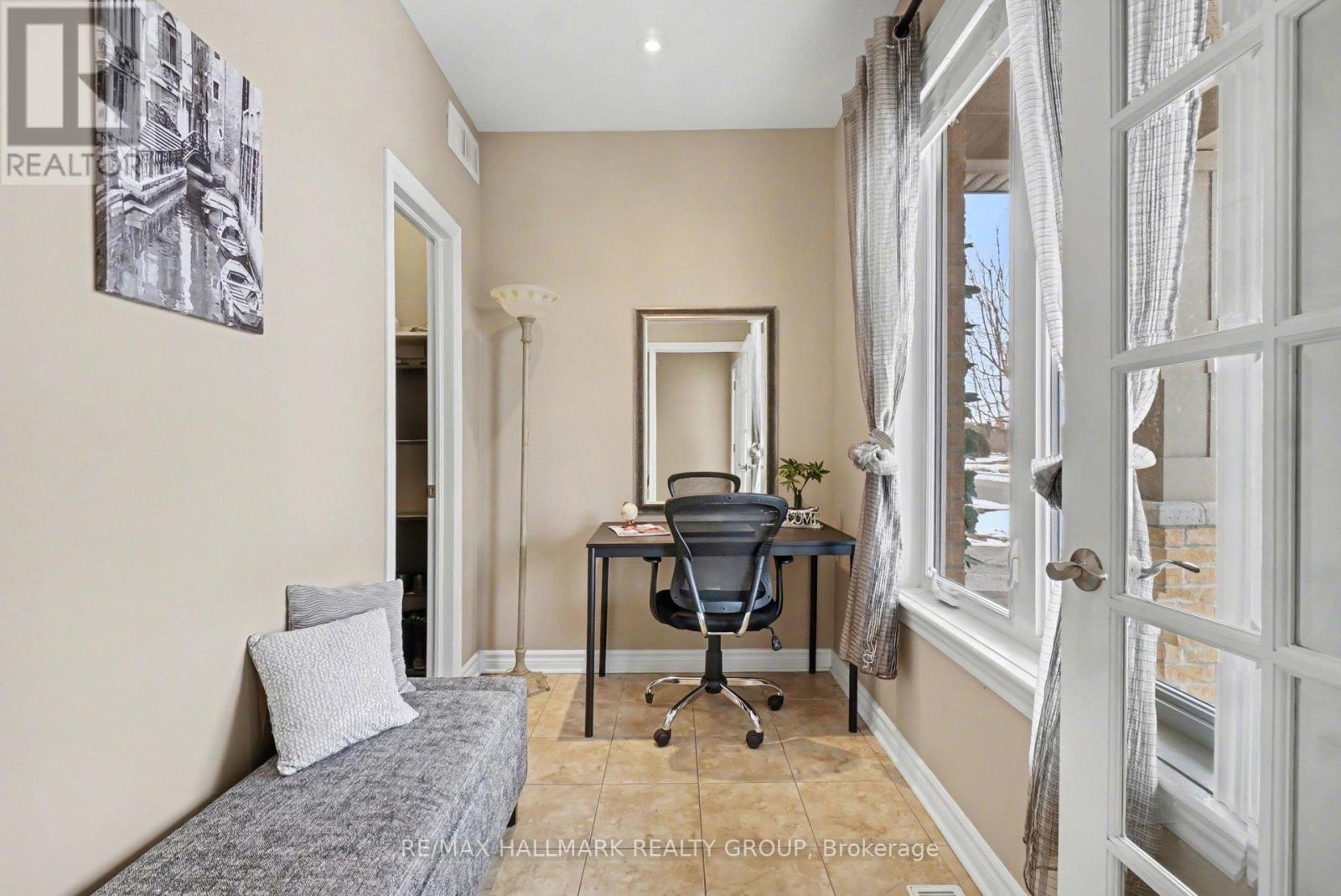 510 White Alder Avenue, Ottawa, Ontario  K1T 0G4 - Photo 6 - X12926732