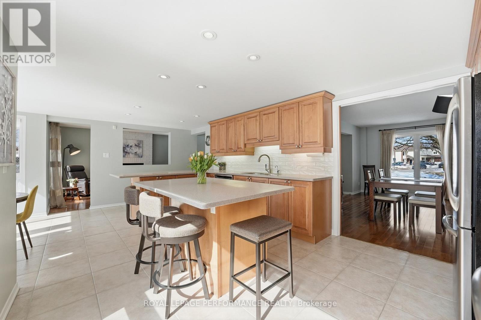 1682 Barrington Street, Ottawa, Ontario  K1C 4W8 - Photo 11 - X12926756