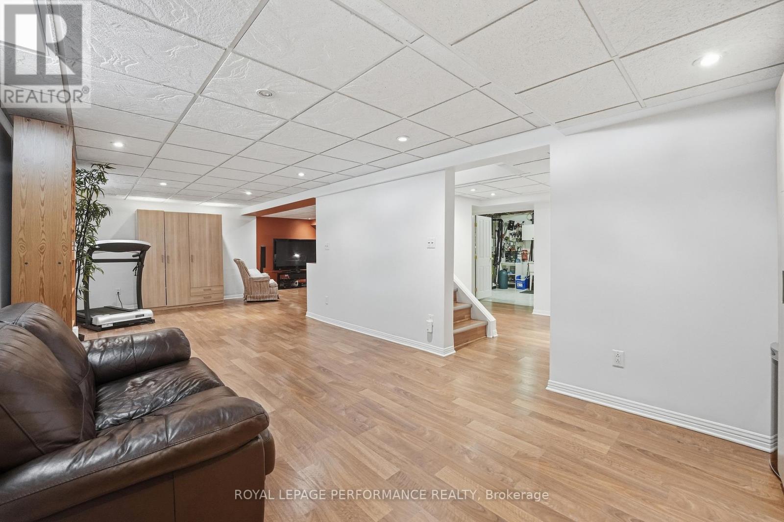 1682 Barrington Street, Ottawa, Ontario  K1C 4W8 - Photo 35 - X12926756