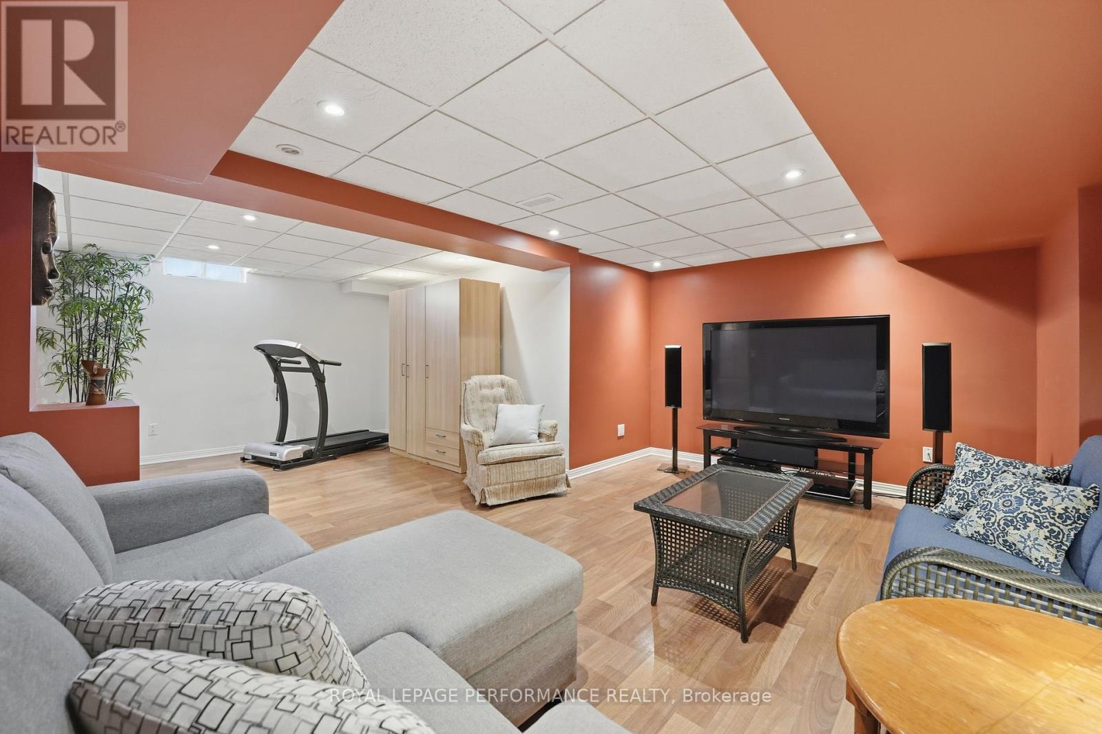 1682 Barrington Street, Ottawa, Ontario  K1C 4W8 - Photo 38 - X12926756