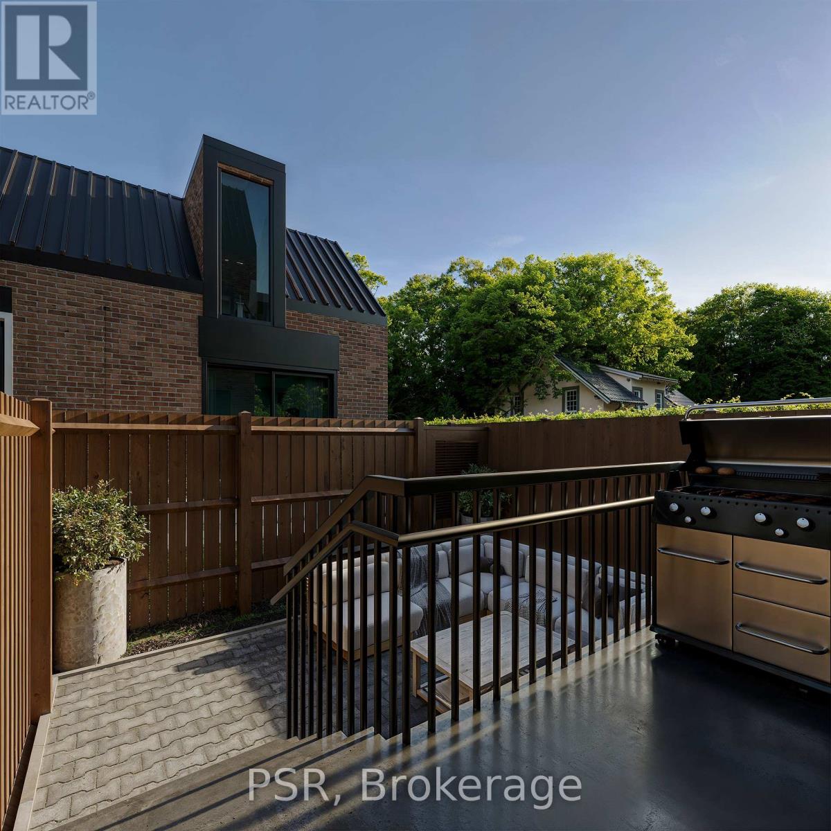 B - 55 Harriet Street, Toronto, Ontario  M4L 2G1 - Photo 3 - E12926718