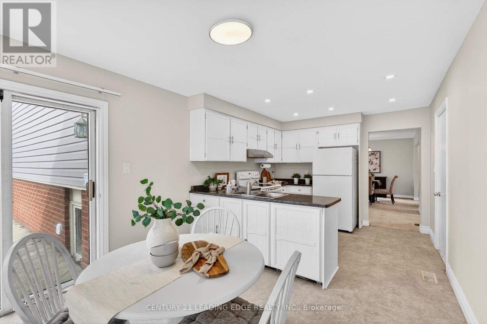 14 Valleycrest Drive, Clarington, Ontario  L1E 1J1 - Photo 12 - E12926744